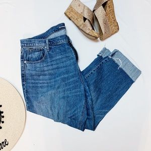 Old Navy Boyfriend Capri Distressed Jeans 18